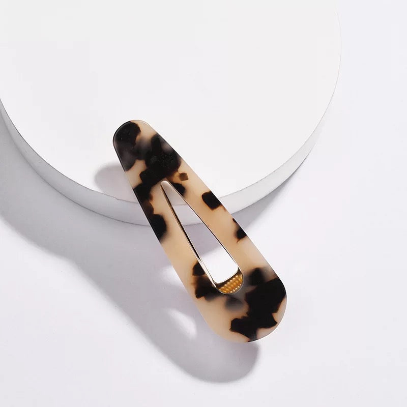 Leopard Spot Clip