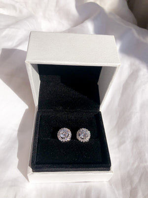 Elegant Round Stud Earrings