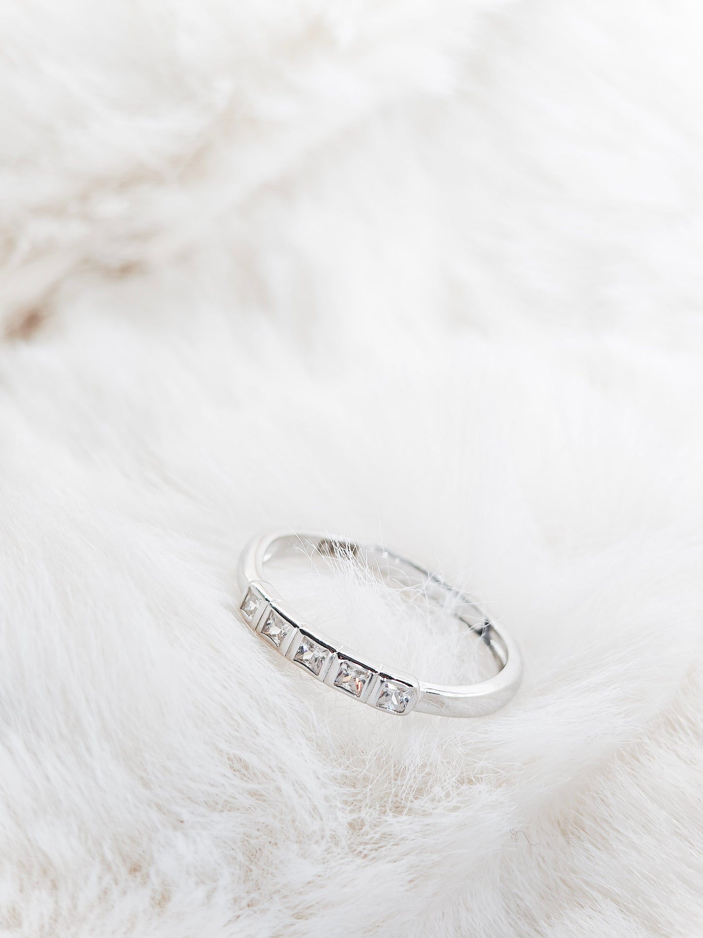 Frostline Band Ring